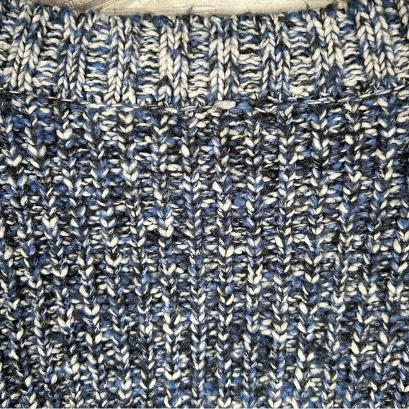 Revolve Majorelle Cardigan Cropped Scoop Chunky Knit Blue Sweater S - Picture 8 of 9